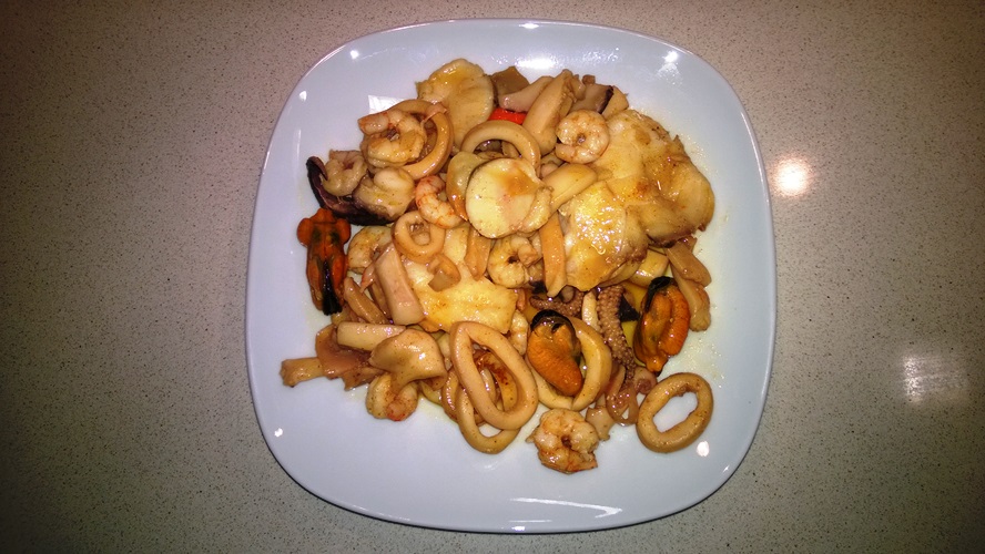 Cazuela de pescado al Pil-Pil Cazuela de pescado al Pil-Pil