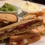Sandwich lowcarb de Pastrami, Queso Suizo y Mostaza
